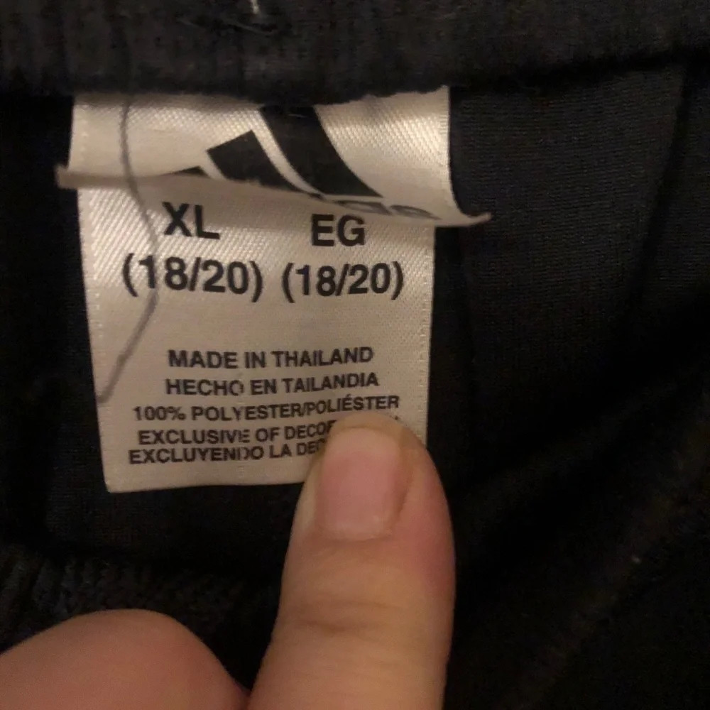 Adidas athletic shorts - Picture 4 of 7